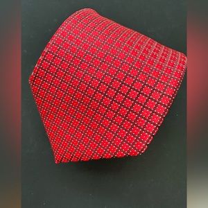 Ermenegildo Zegna Red Silk Tie. Made in Italy. Like new. Gorgeous! Bargain!